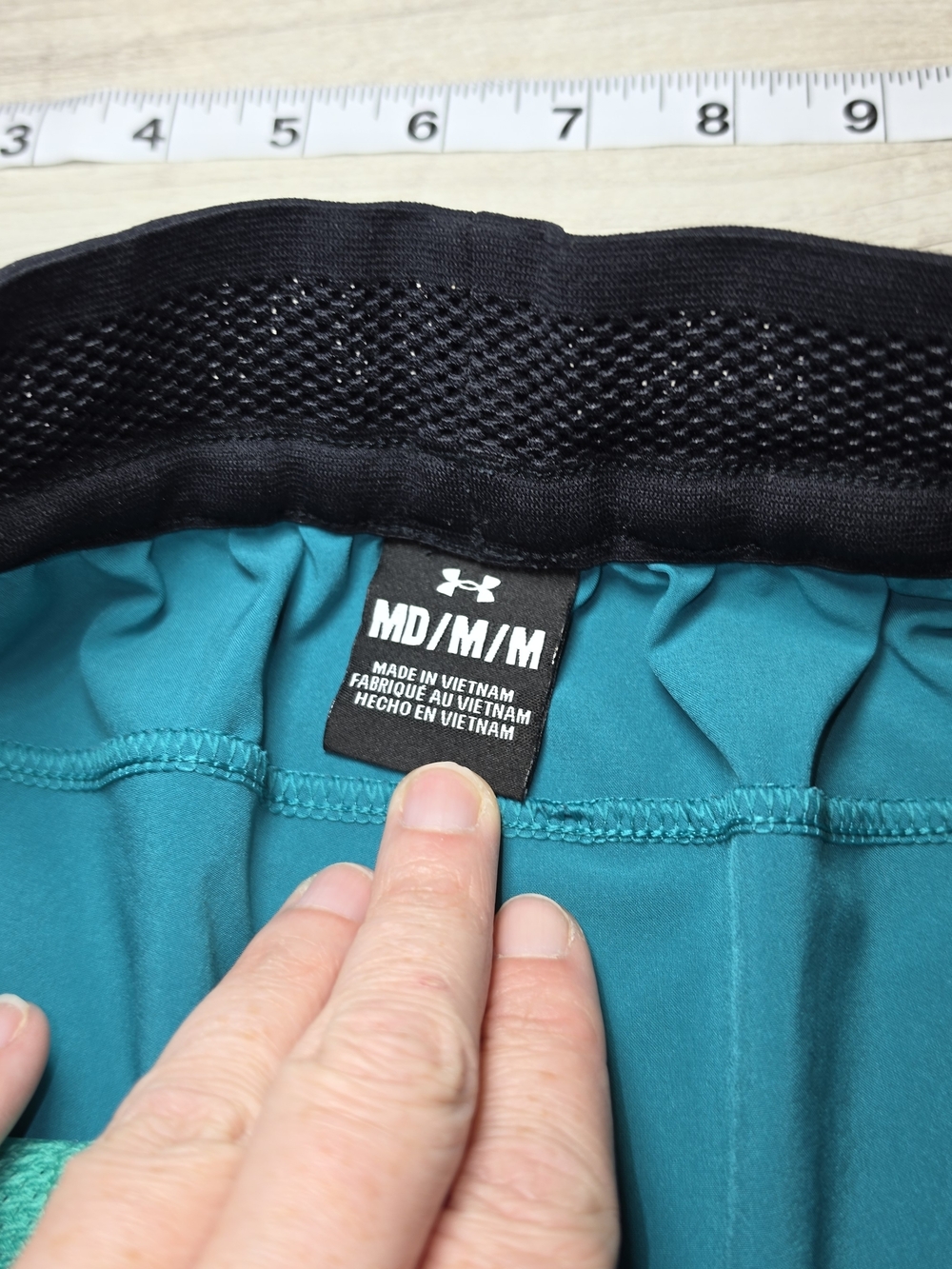 Under Armour Athletic 6inch Elastic Waist Shorts Men's Teal Color Size Medium C5 - Picture 4 of 7